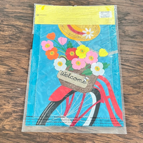 Evergreen enterprises summer floral bike basket appliqué garden flag - Picture 6 of 7